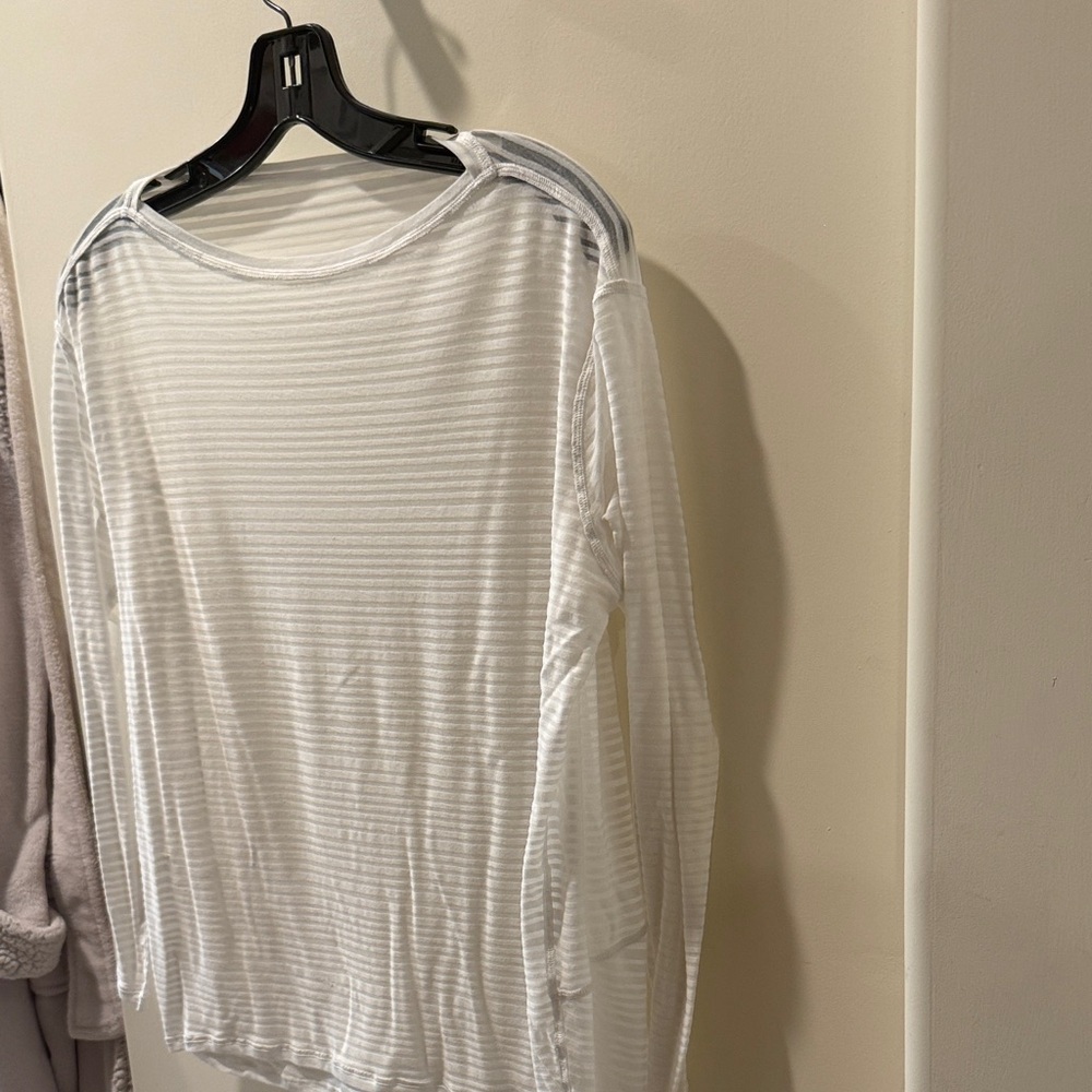 lululemon athletica White Long Sleeve Tee